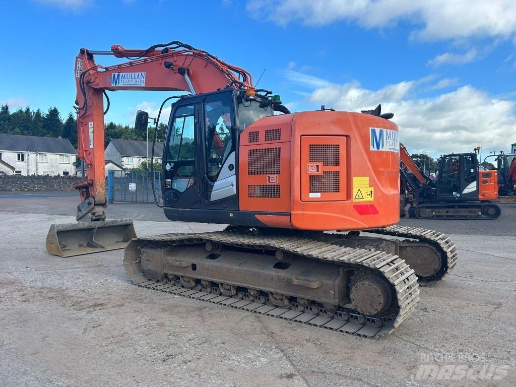 Hitachi ZX225 USLC-6 Raupenbagger