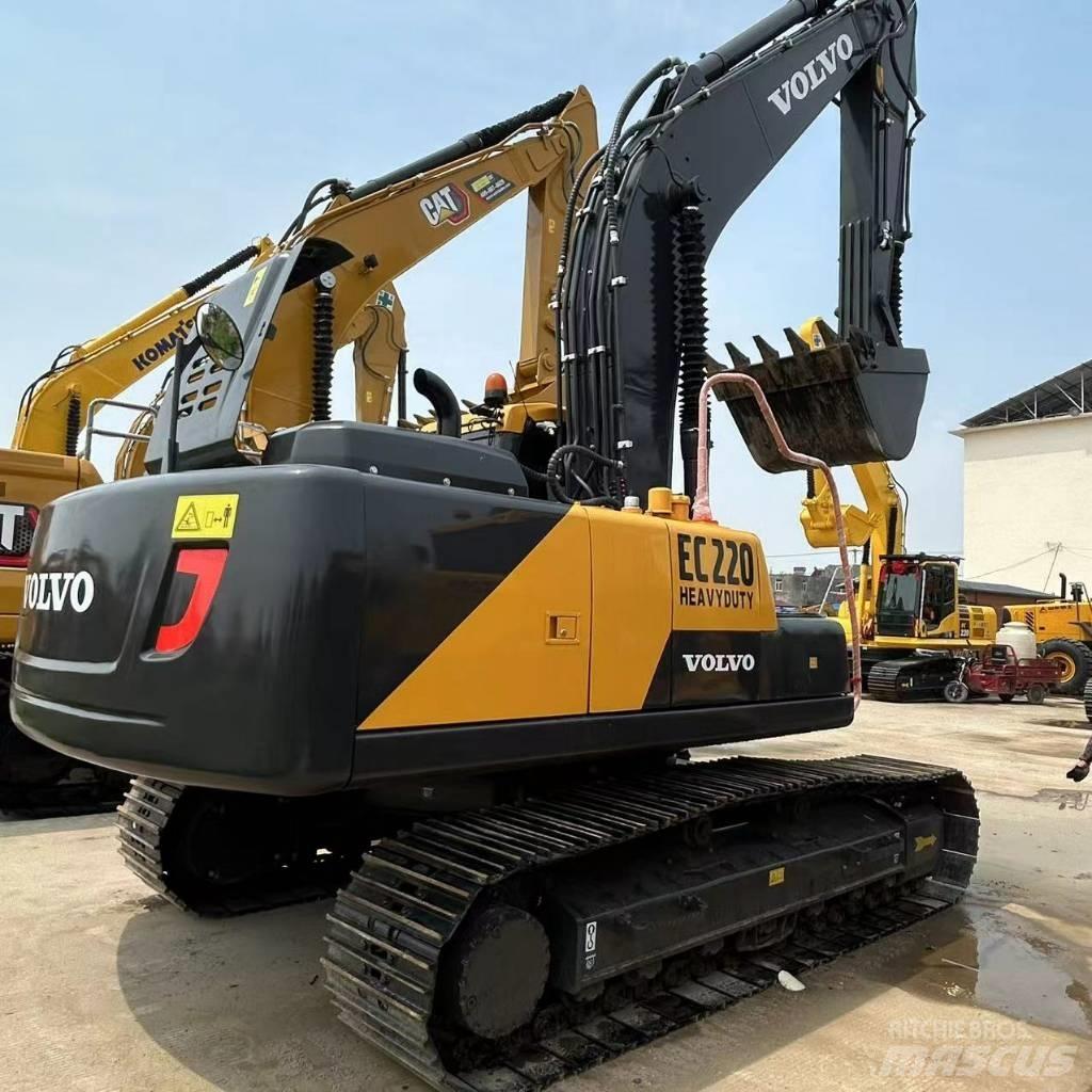 Volvo 220 Raupenbagger