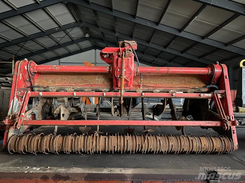  Spitmachine 2.5 M Sonstige Bodenbearbeitung