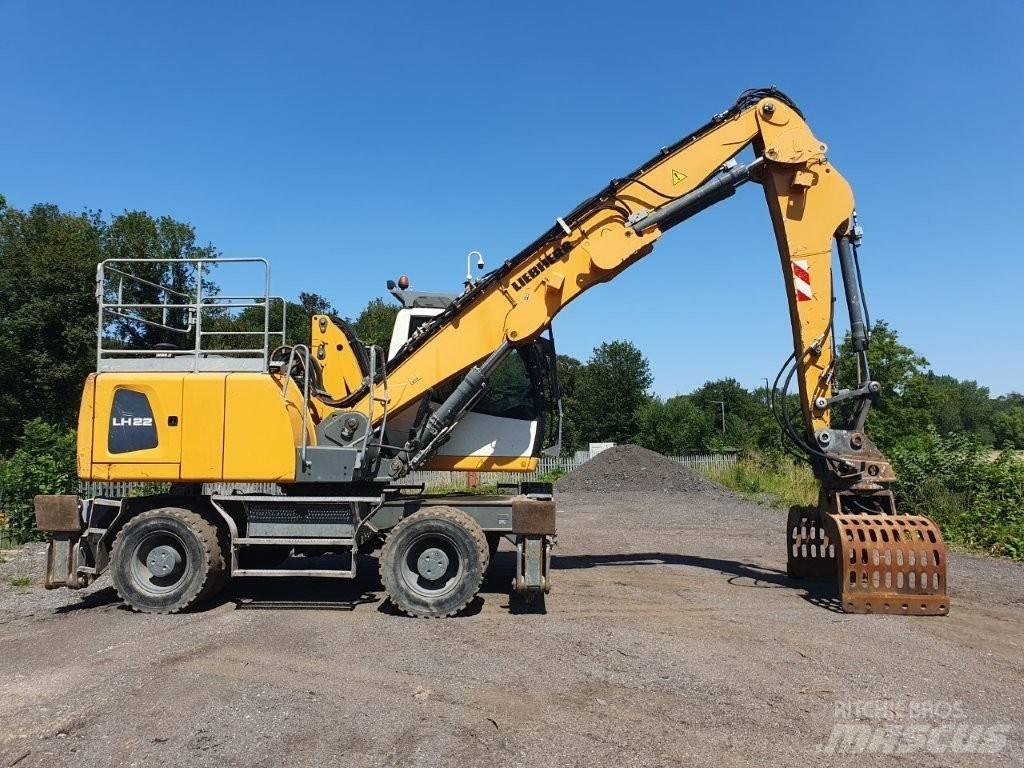 Liebherr LH 22 M Materialumschlag