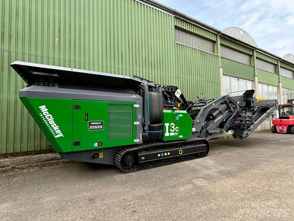 McCloskey I3CR Sieb- und Brechanlagen