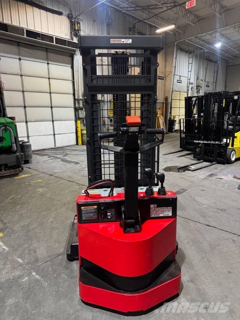 Raymond RSS40 Selbstfahrstapler