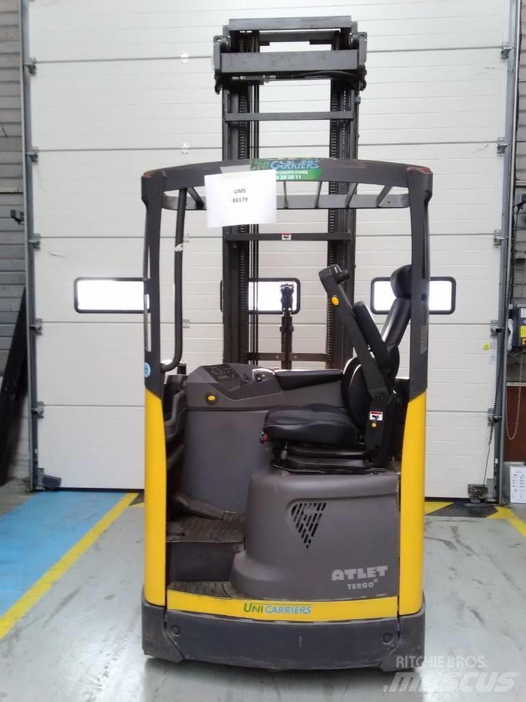 Atlet UMS 160 Schubmaststapler