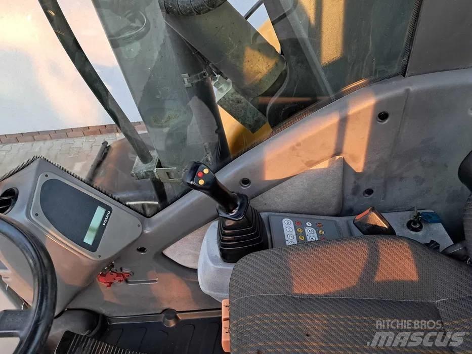 Volvo EW 140 Mobilbagger