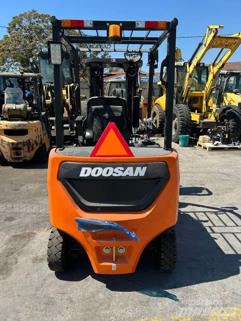 Doosan B 25 NS Elektro Stapler
