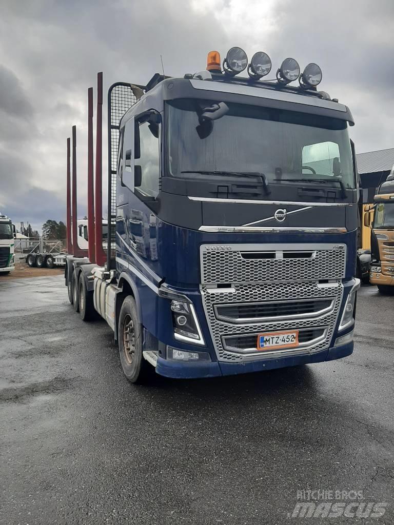Volvo FH 16 Holzfahrzeuge
