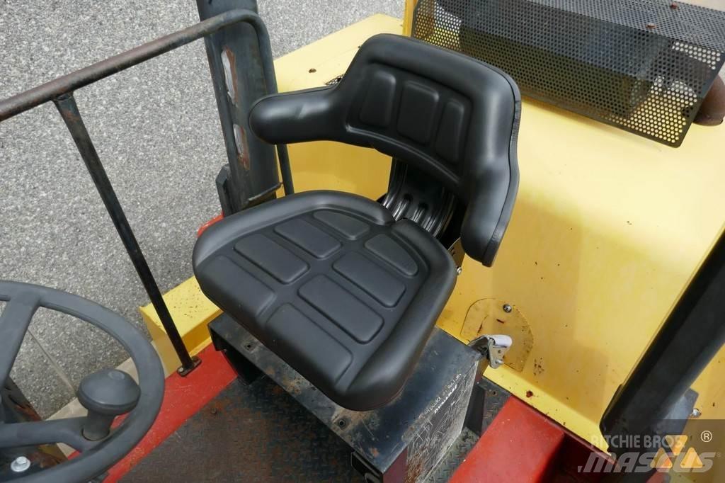 Dynapac CP142 Gummiradwalzen