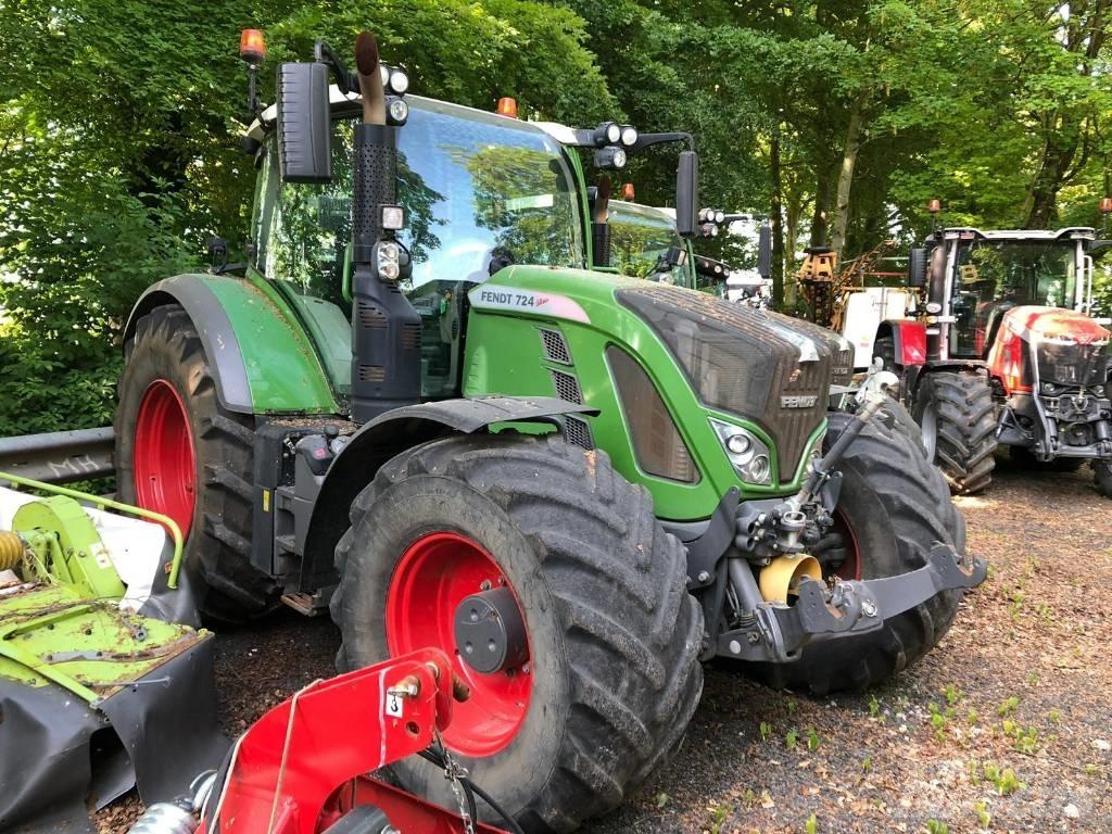 Fendt 724 Profi Plus Traktoren