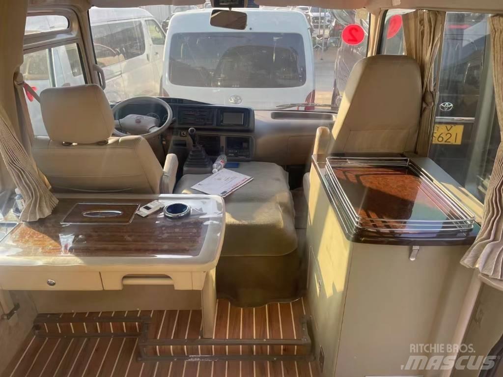 Toyota Coaster Überlandbusse