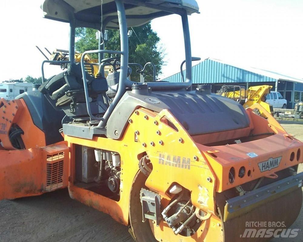 Hamm HD70 Bulldozer