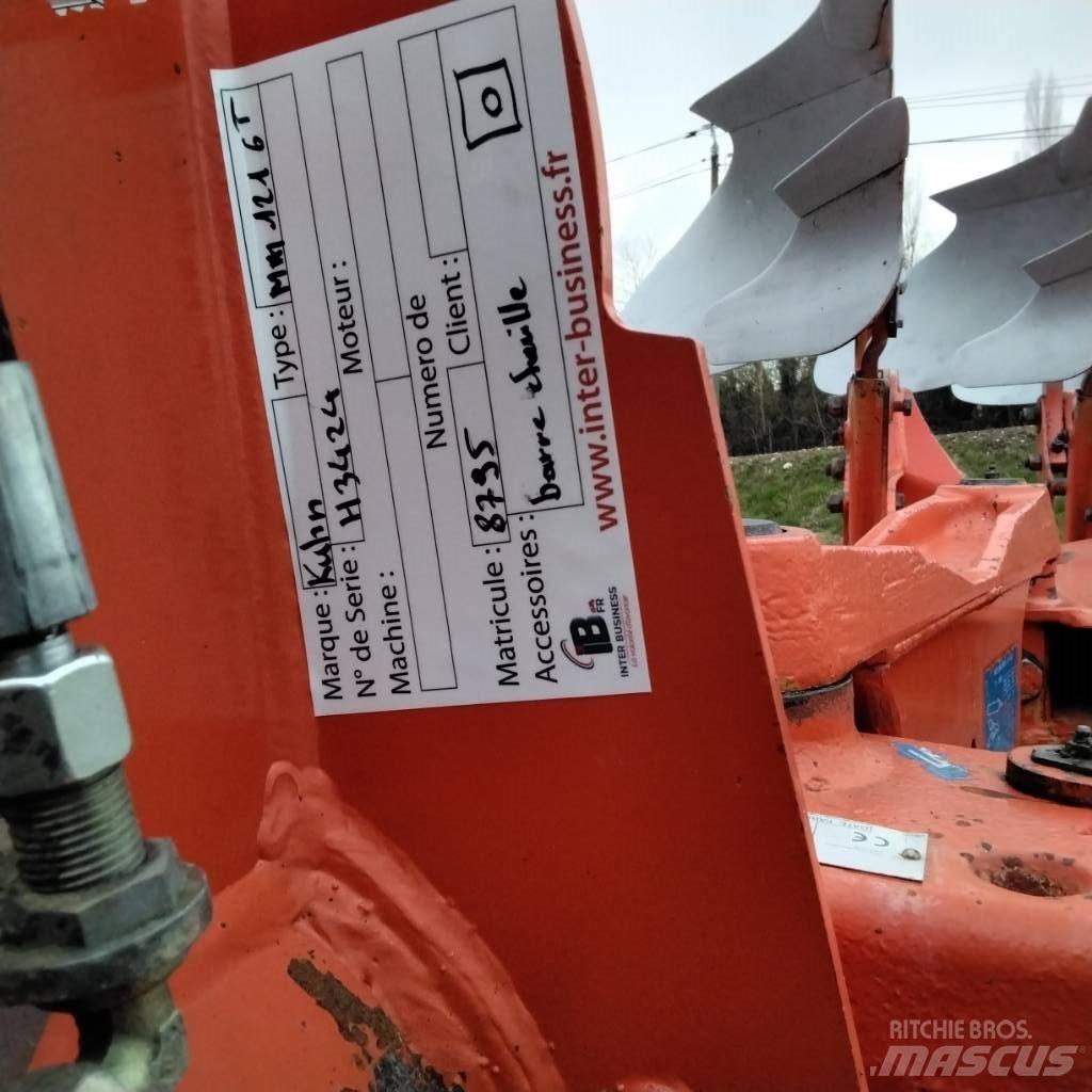 Kuhns Mfg MM121 6T Wendepflüge