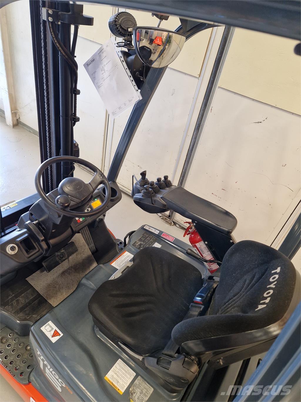 Toyota 8FBE15T Elektro Stapler