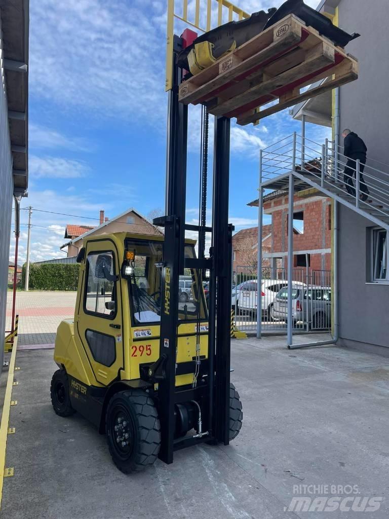 Hyster H3.5UT Diesel Stapler