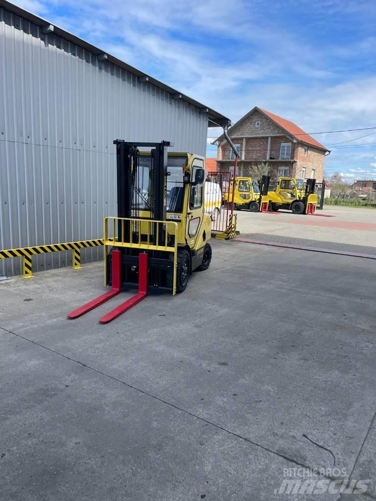 Hyster H3.5UT Diesel Stapler