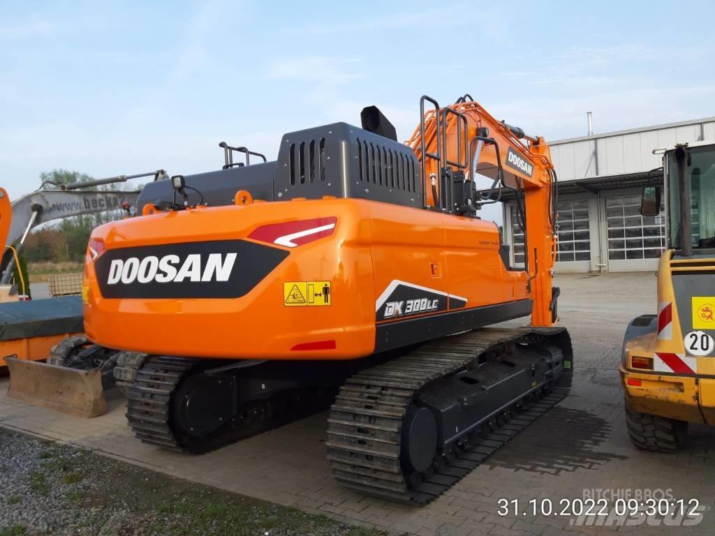 Doosan DX 300 NLC-7 Raupenbagger