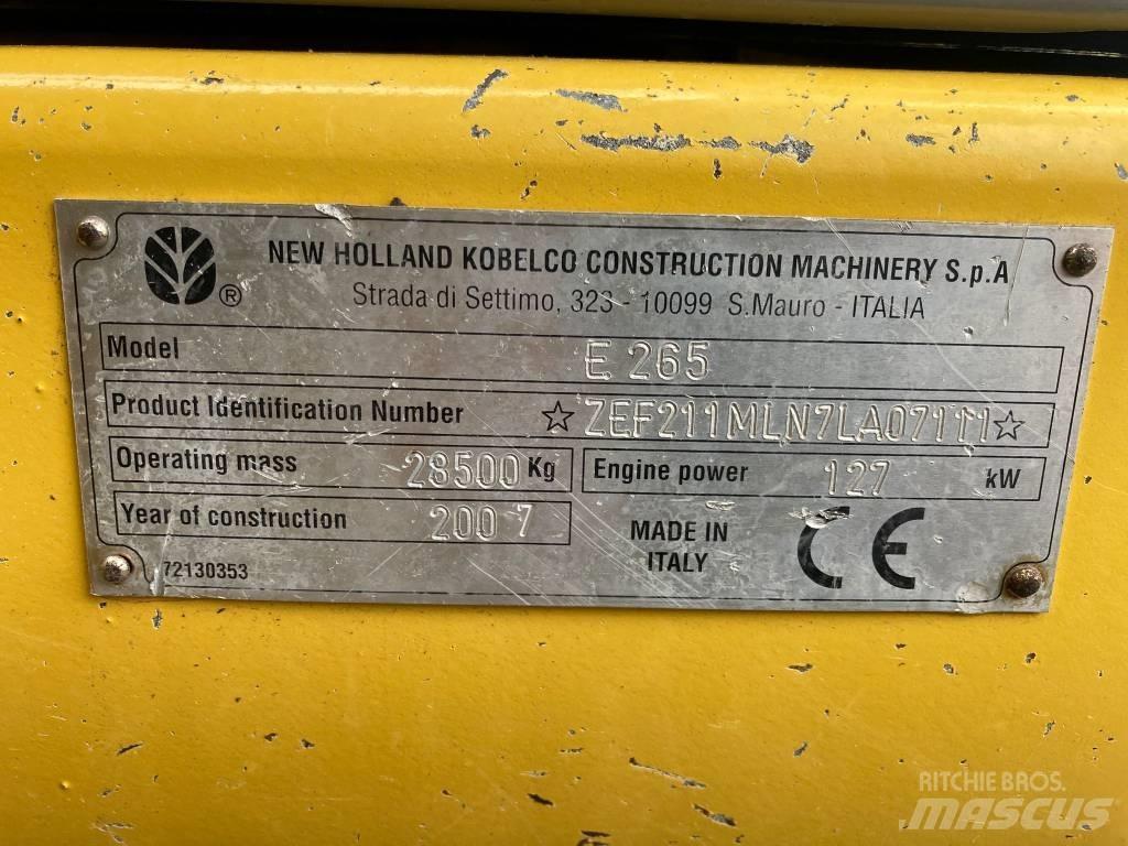 New Holland E 265 LC Raupenbagger
