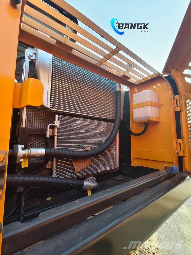 Hyundai 305LC-9T Raupenbagger