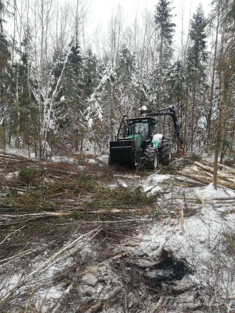 Valtra T202 Harvester