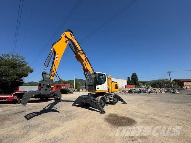 Liebherr LH 24 Materialumschlag