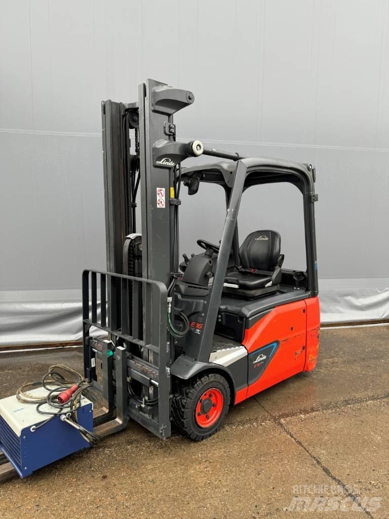 Linde E16-02 Elektro Stapler