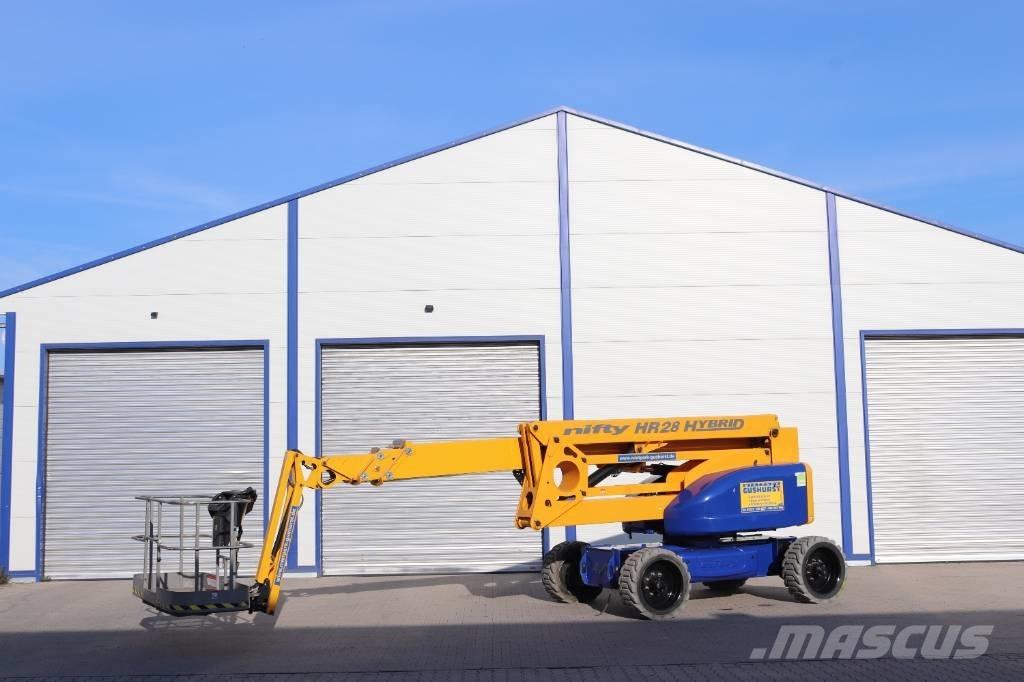 Niftylift HR28 Hy4x4 Gelenkteleskoparbeitsbühnen