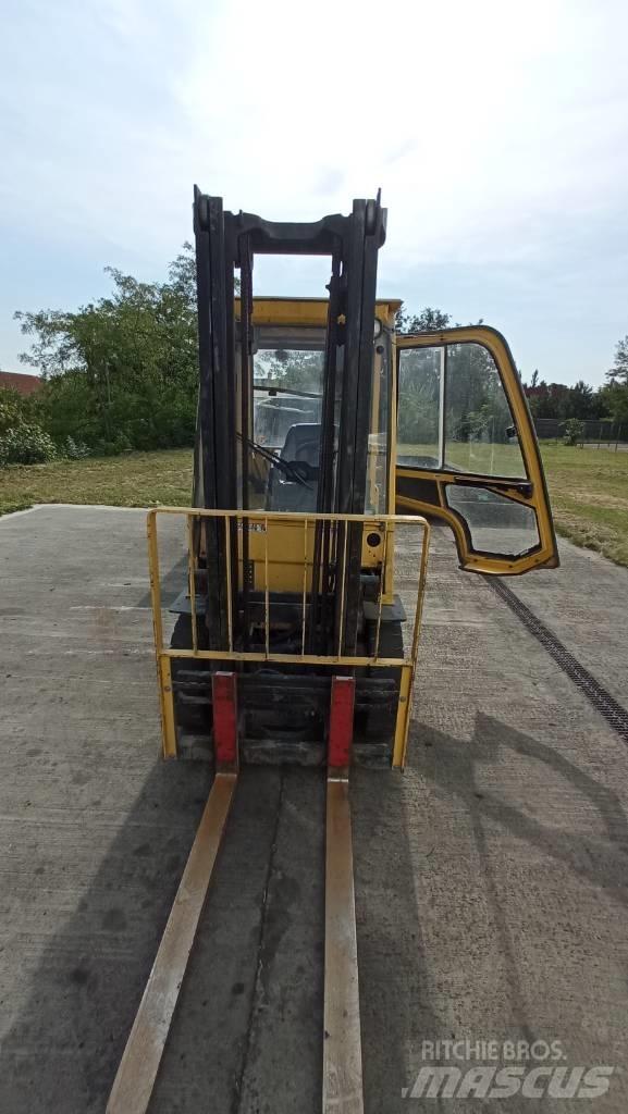 Hyster H 2.5 XT Gas Stapler