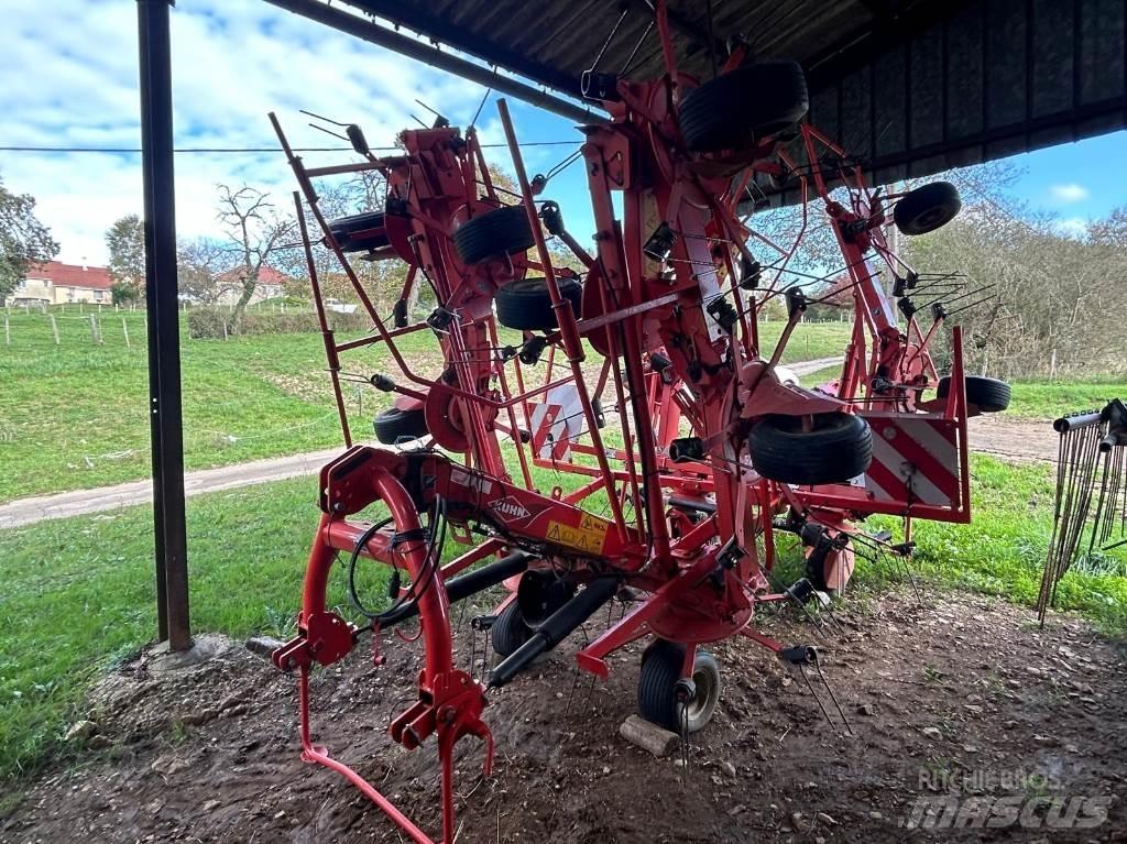Kuhn GF8702 Kreiselheuer/-wender