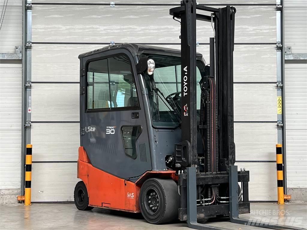 Toyota 8FBMT30 Elektro Stapler