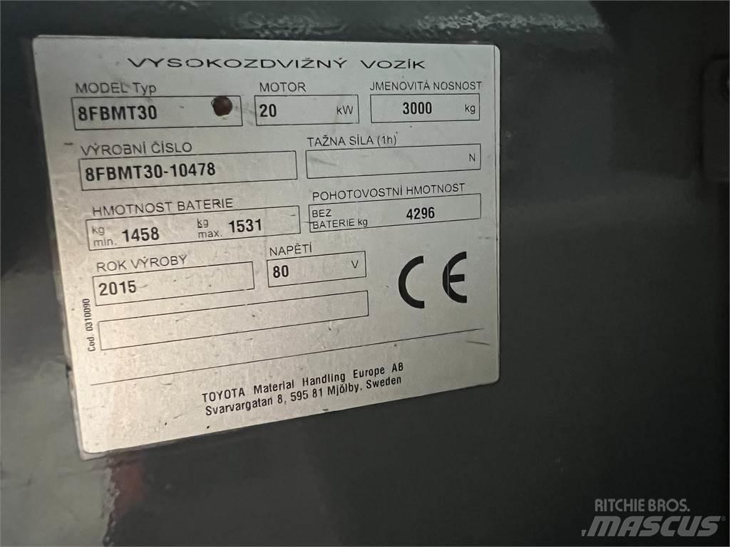 Toyota 8FBMT30 Elektro Stapler