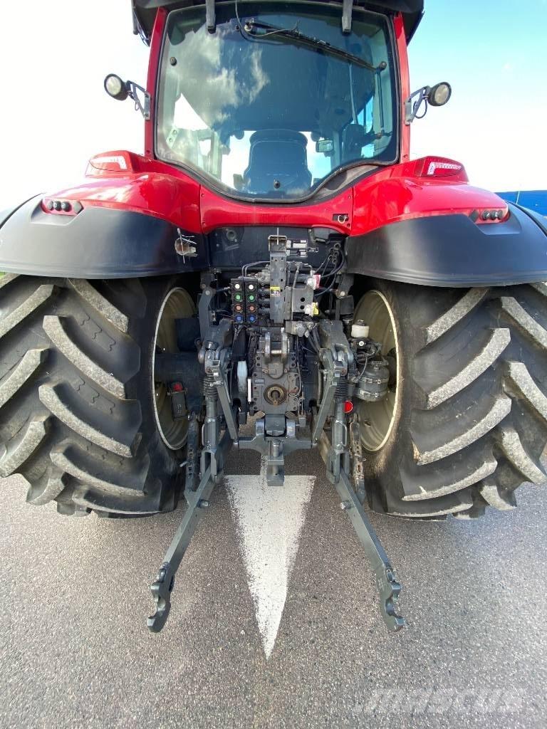 Valtra T 234 A Traktoren