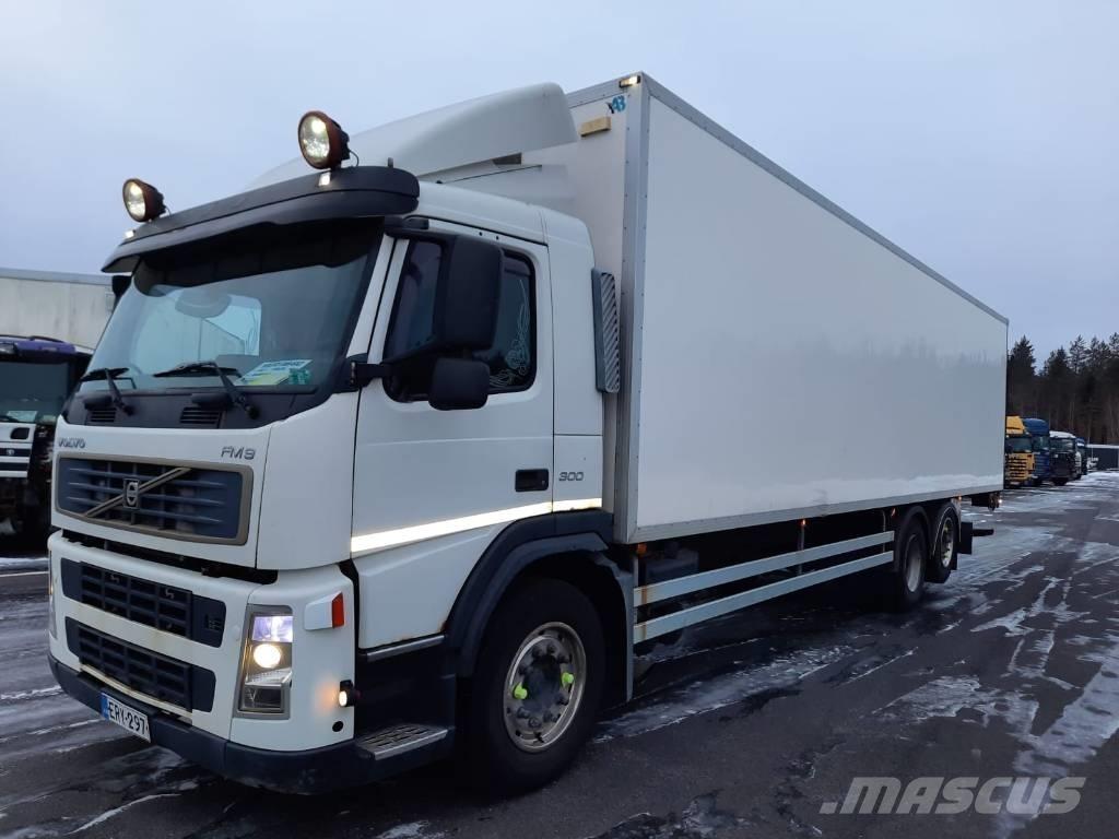 Volvo FM 9 300 Kastenaufbau