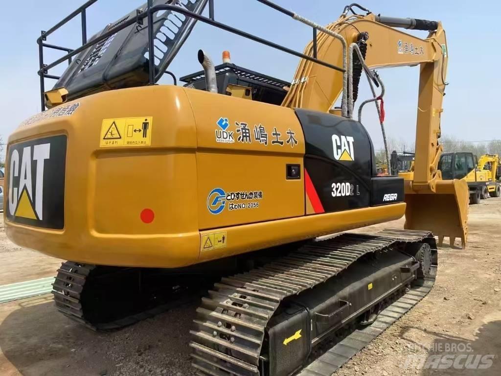CAT 320D2L Raupenbagger