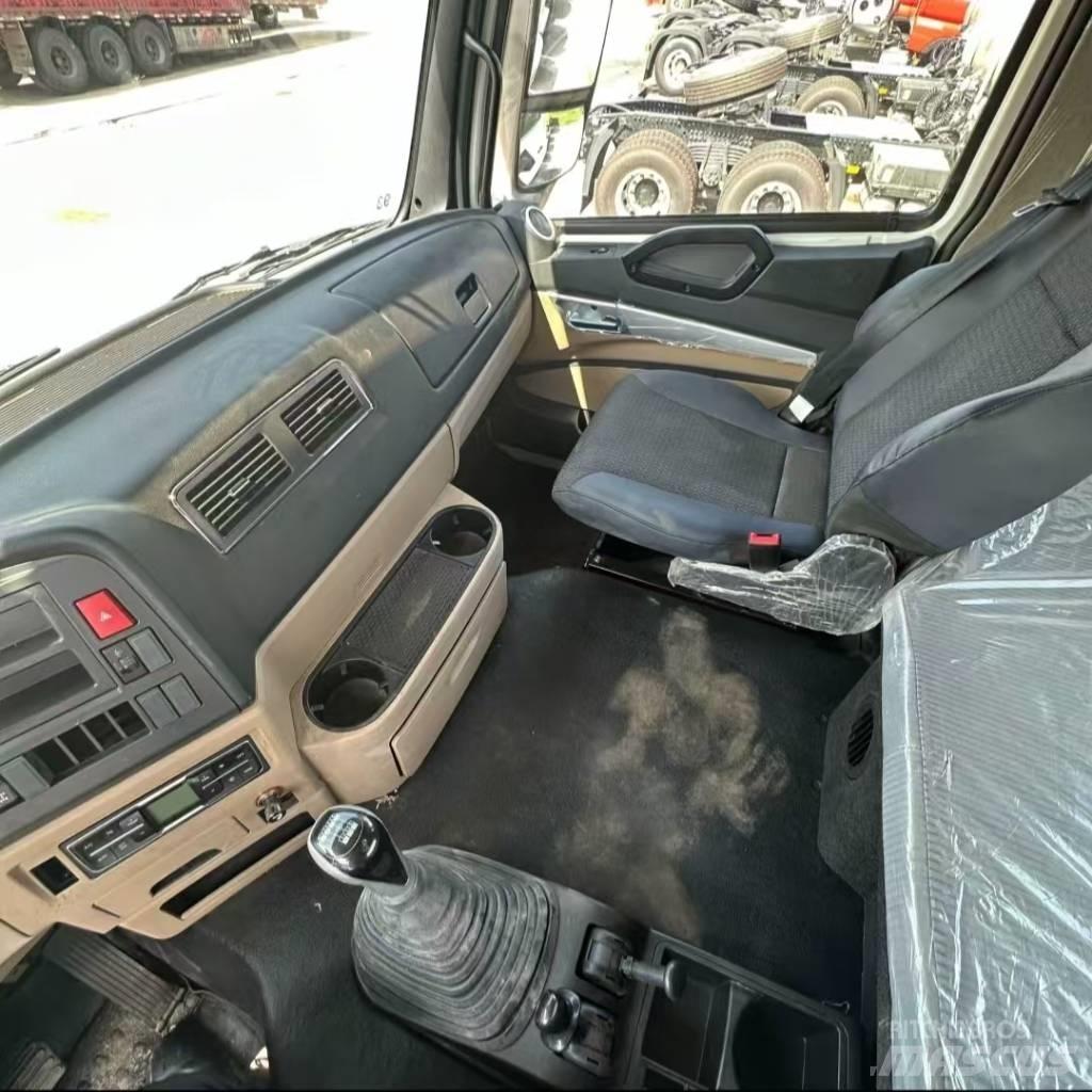 Howo 371 8x4 Kipper