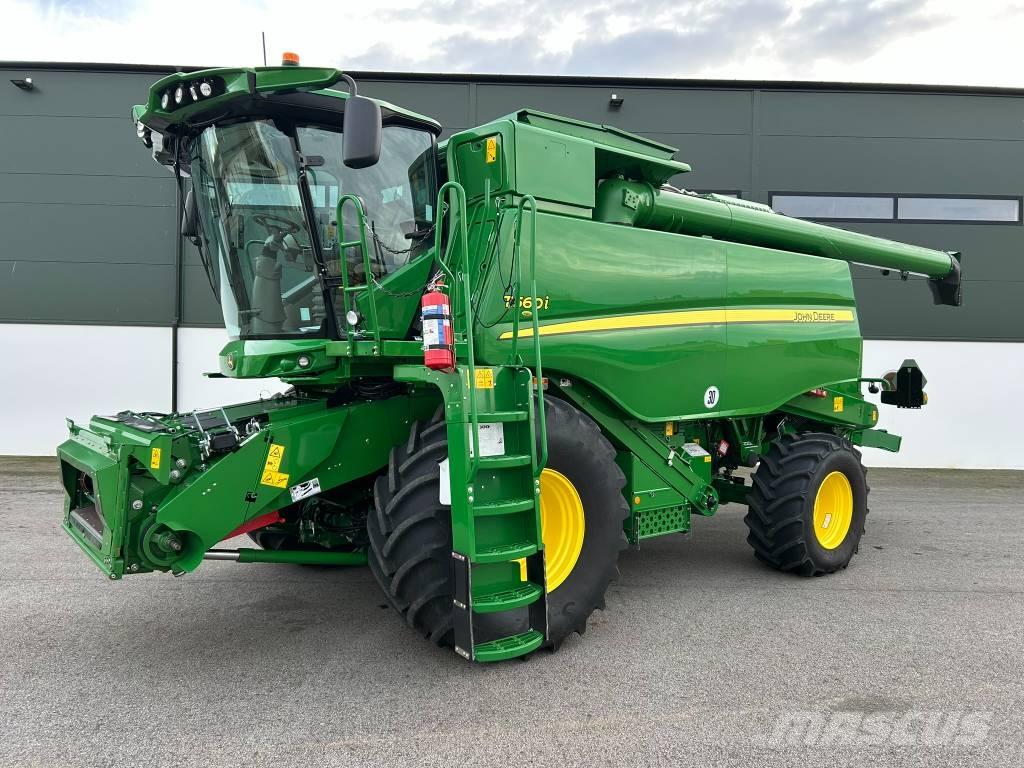 John Deere T 560 i Mähdrescher