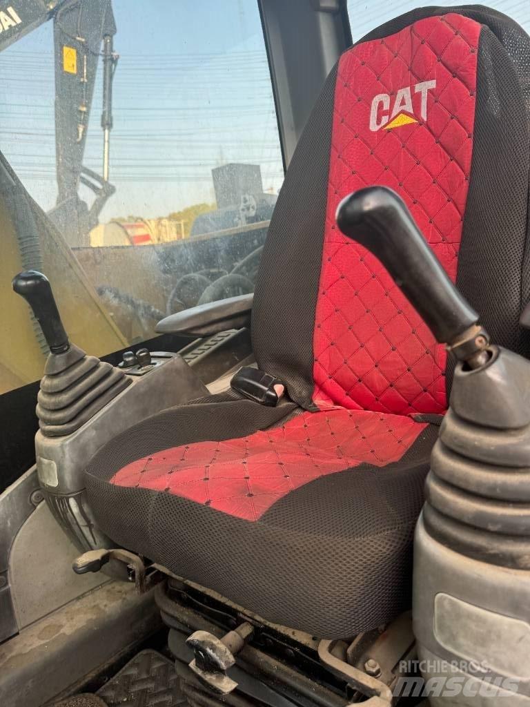 CAT 313 D Mobilbagger