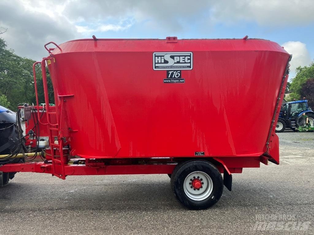 Hi-Spec T 16 Futtermischwagen