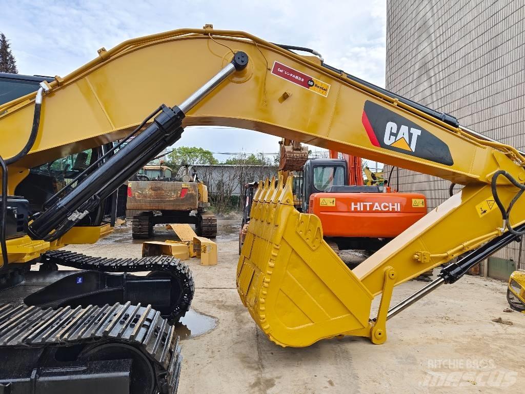 CAT 330 D2L Raupenbagger