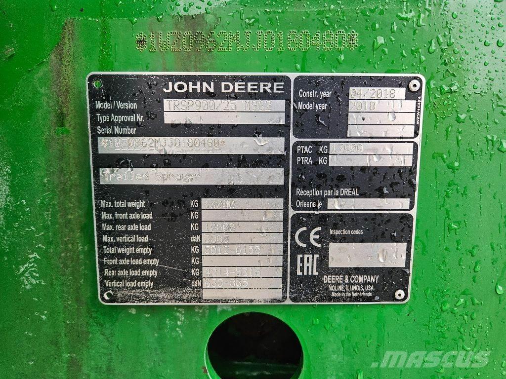 John Deere M692i Anhängespritzen