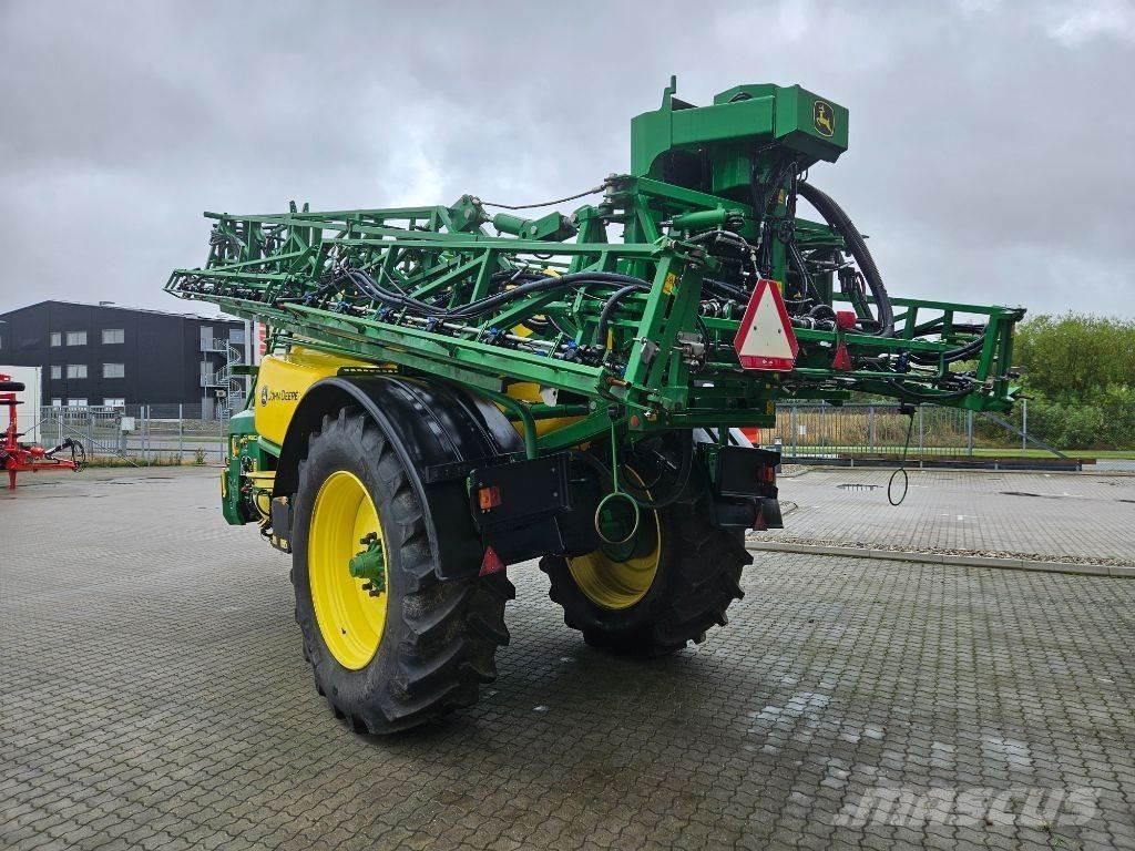 John Deere M692i Anhängespritzen