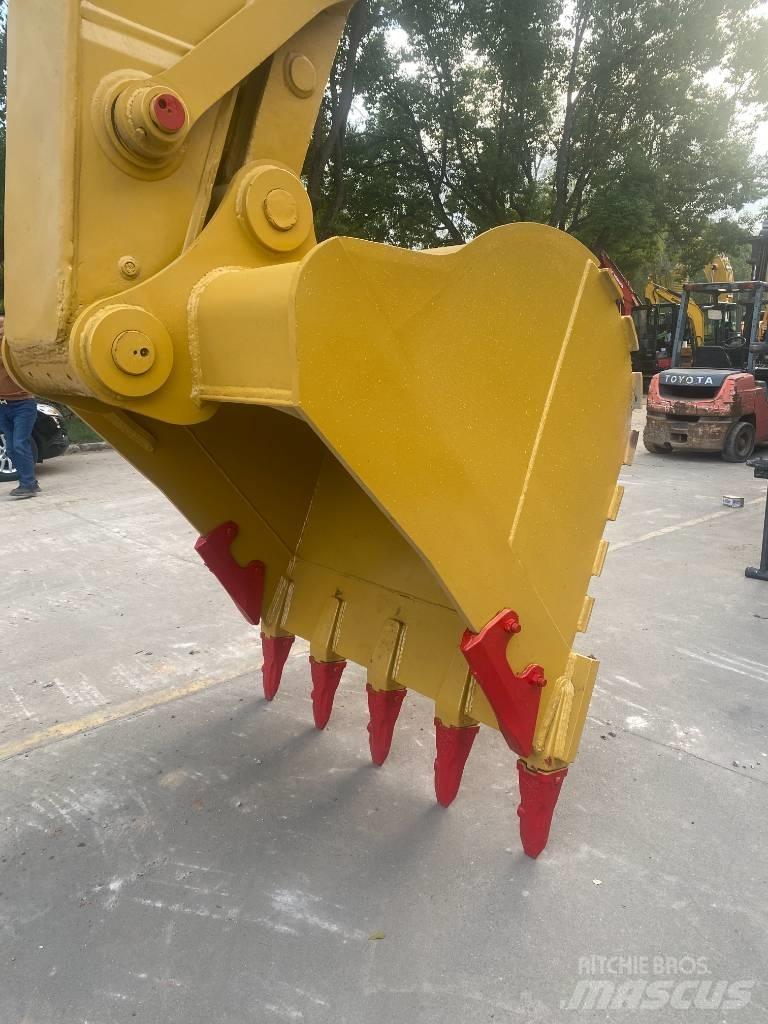 CAT 330 B Raupenbagger