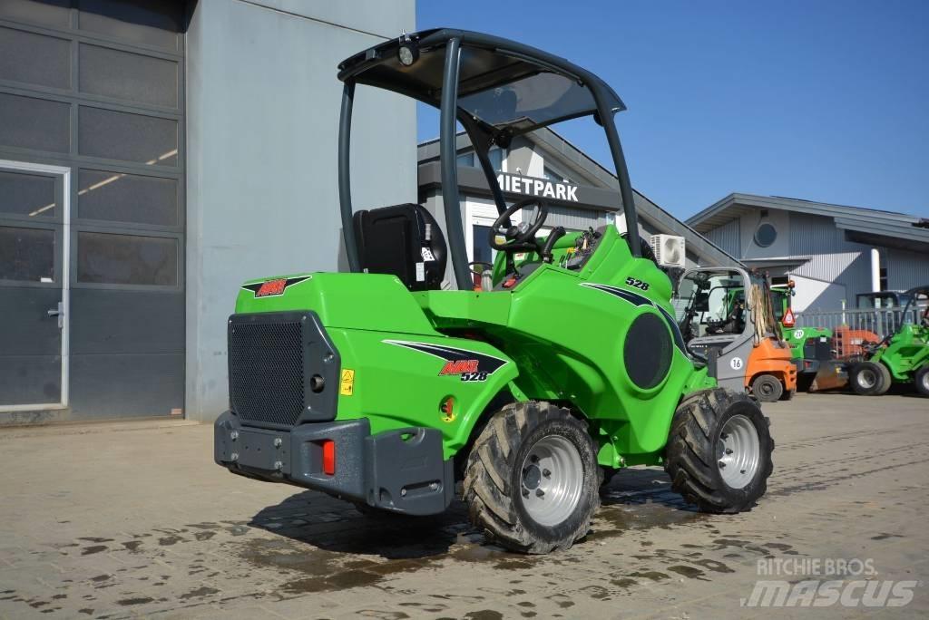 Avant 528 Minilader