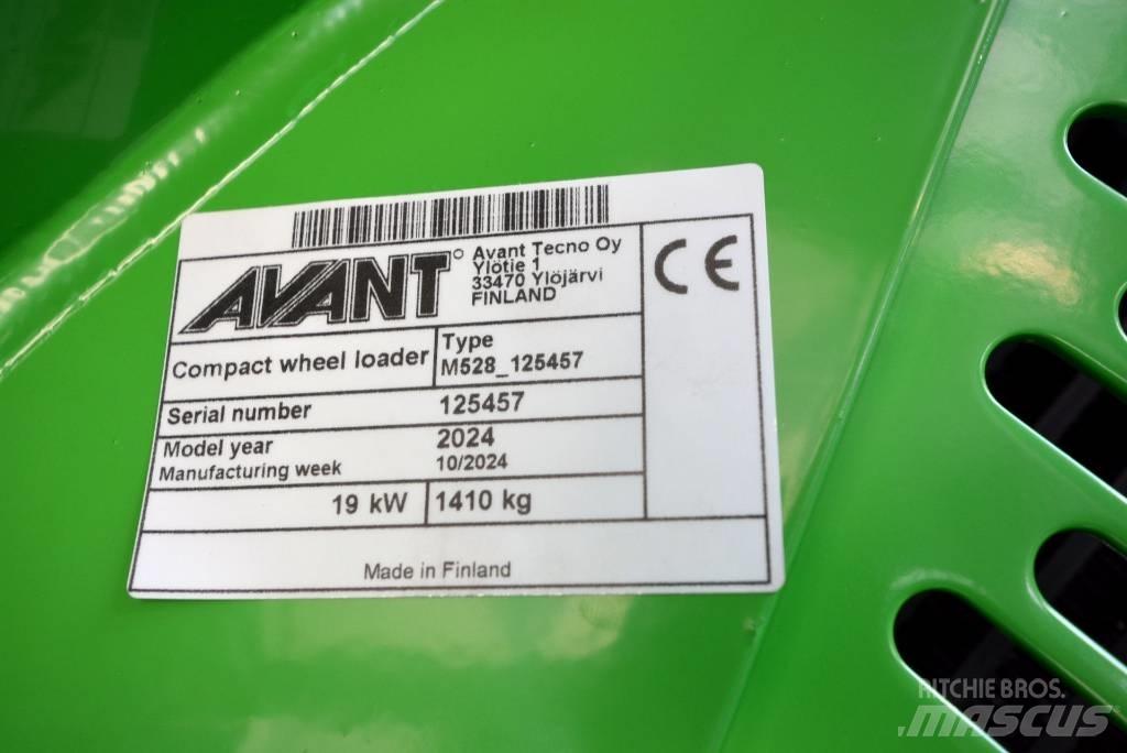 Avant 528 Minilader