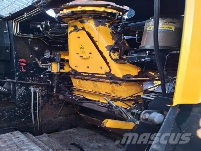 New Holland FR700 Selbstfahrende Häcksler