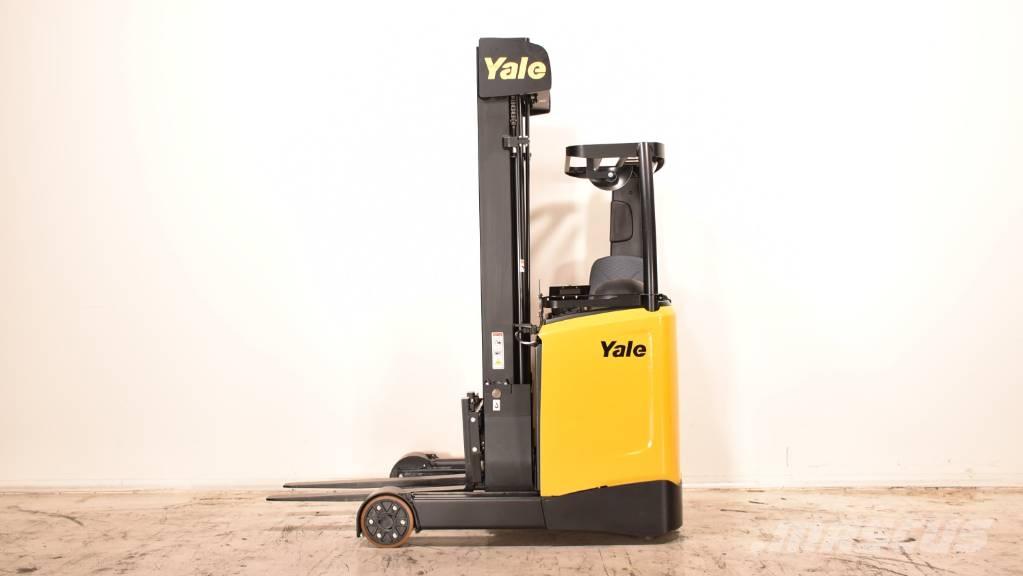 Hyster MR 14 Schubmaststapler