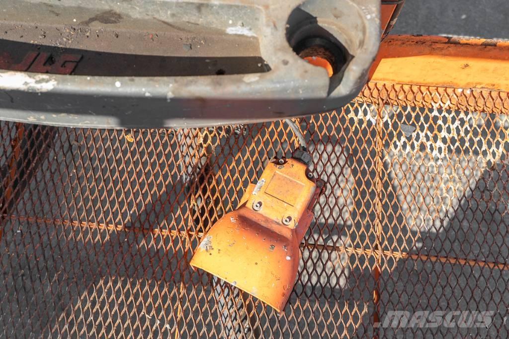 JLG 1350 SJP Teleskopbühnen