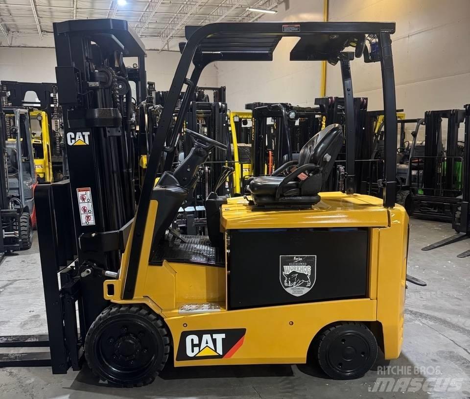 CAT EC30N2 Elektro Stapler