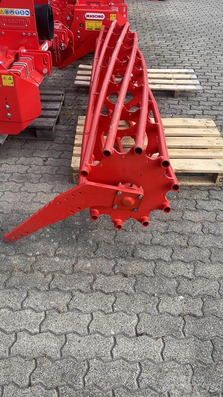 Kuhn Maxirohrwalze Anhängewalzen