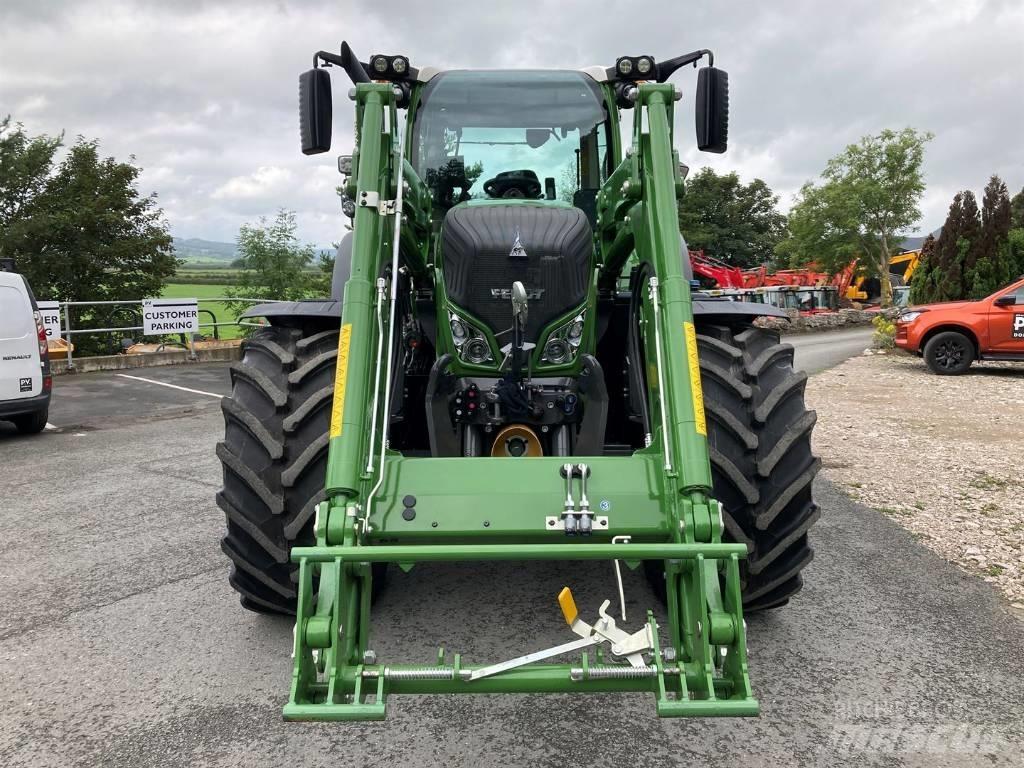Fendt 724 Profi Plus Traktoren