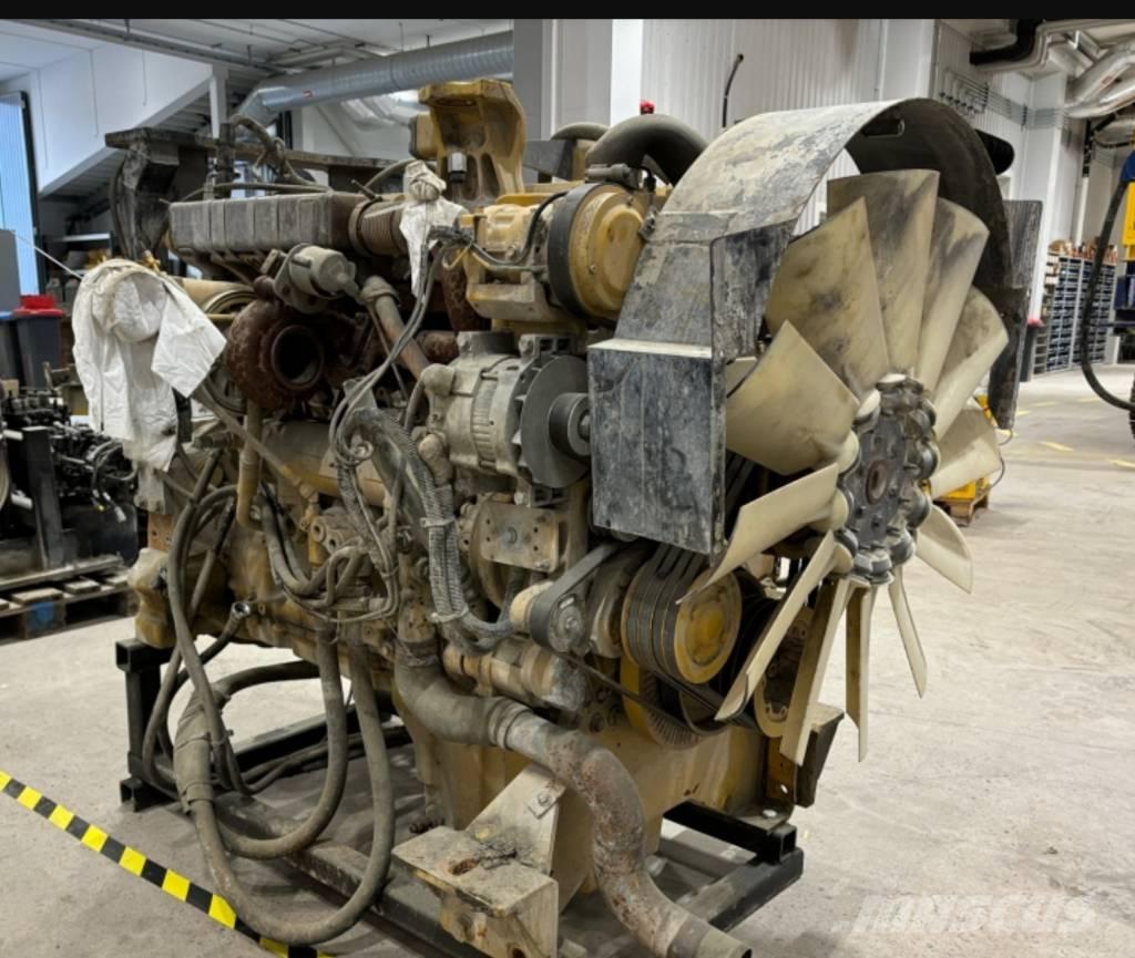 CAT C 13 Raupenbagger