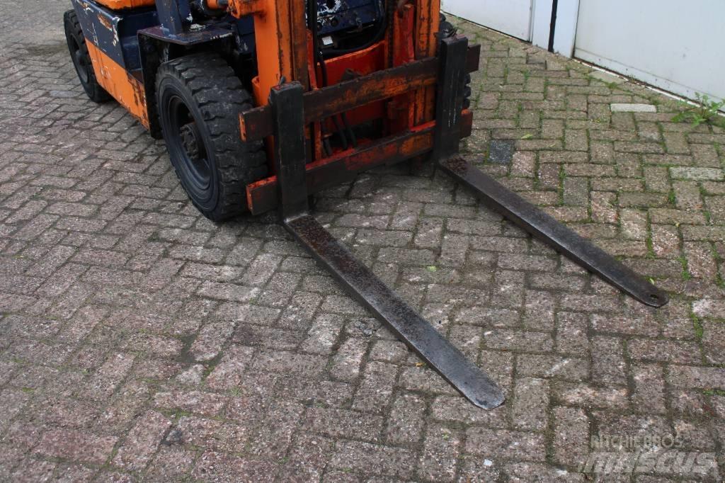 Toyota 5 FD 25 Diesel Stapler